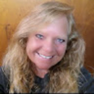 Meet your Posher, Shana